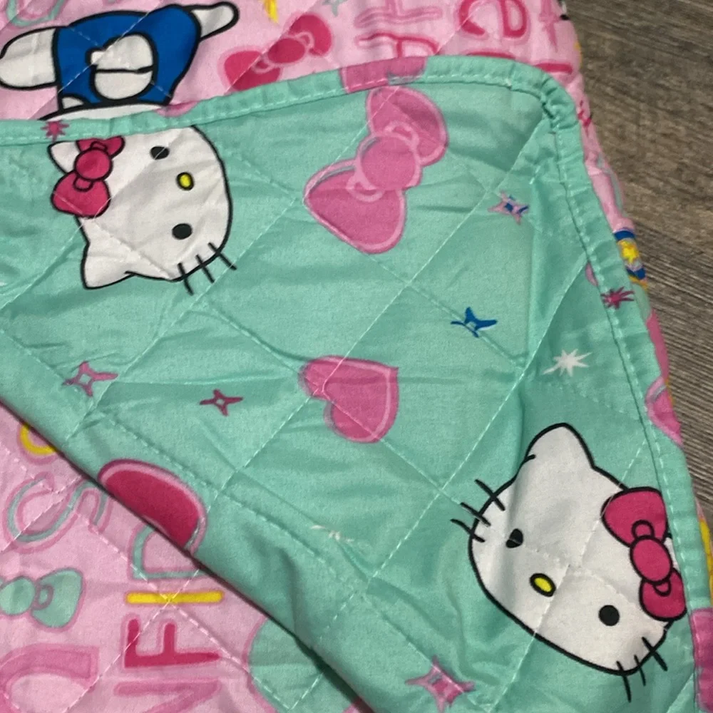 Hello Kitty Quilted Blanket Full/Queen